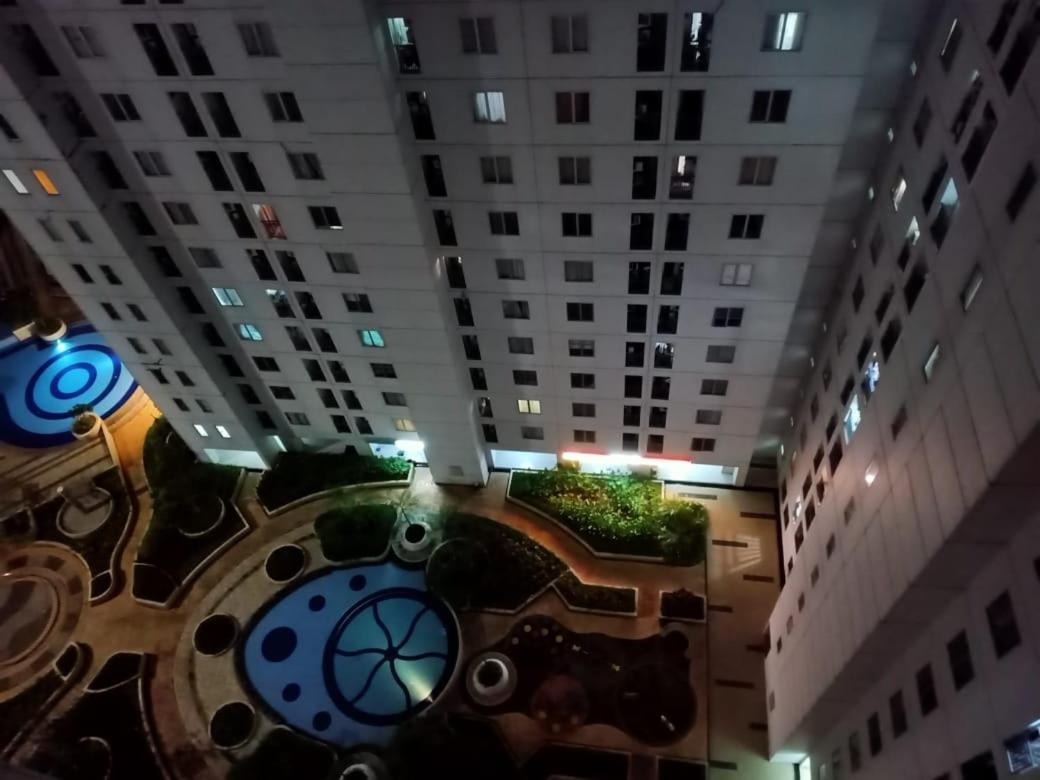 Apartemen Bassura City By Globy Property 雅加达 外观 照片